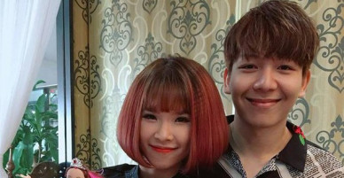 Khởi My hạnh phúc đón tuổi mới bên ông xã Kelvin Khánh và người thân