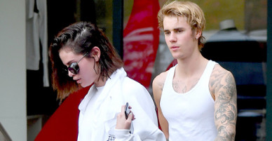 Selena Gomez quấn quýt bên Justin Bieber sau kỳ nghỉ năm mới