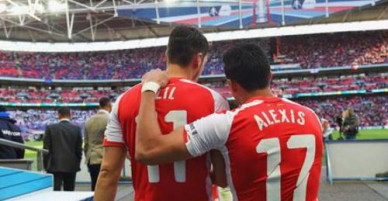 Sao Arsenal ‘không quan tâm’ nếu Ozil-Sanchez ra đi
