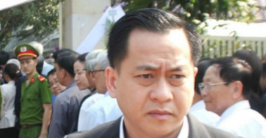 Sao ông Phan Văn Anh Vũ lại có tới 3 hộ chiếu?