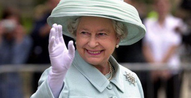 Nữ hoàng Anh lần đầu hé lộ bí mật về cỗ xe ngựa vàng sau 65 năm đăng quang