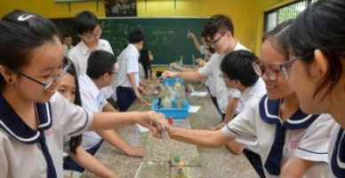 Chương trình giáo dục mới: Văn hết thuộc lòng, toán gắn thực tiễn