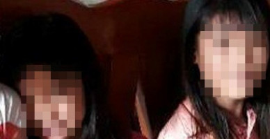 Cha mẹ bất lực nhìn con chịu cảnh không biết mình là nam hay nữ
