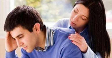 Chồng đòi ly hôn để ép tôi về nhà anh sống