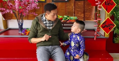 Thầy giáo của Huyền My bày cách giúp bố mẹ không biết tiếng Anh dạy con