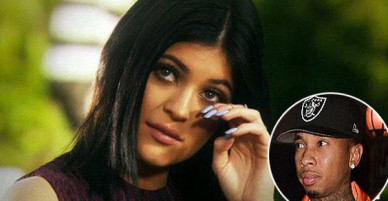 Tức giận vì người yêu ngủ với bạn, Kylie Jenner quay lại với bồ cũ gốc Việt?