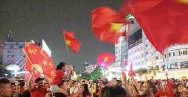 Cổ động viên vẫn dành tình cảm yêu thương với đội tuyển U 23 Việt Nam