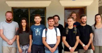 Campuchia bắt 10 người nước ngoài nhảy múa khiêu dâm