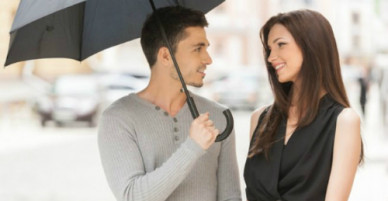 Có nên quản chặt bạn trai sau khi phát hiện anh lăng nhăng