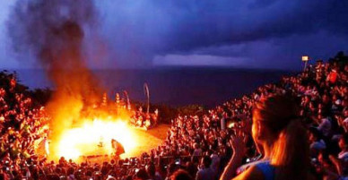 Hàng chục nghìn người Trung Quốc đổ xô đến Bali đón Tết Nguyên đán