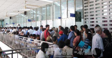Phấn đấu đến năm 2020 không còn quá tải bệnh viện