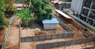 Chiêu lách luật hài hước của ông chủ quán bar ở Ấn Độ