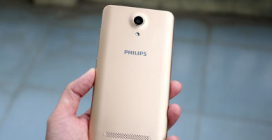 Smartphone pin tốt, giá hơn hai triệu đồng của Philips