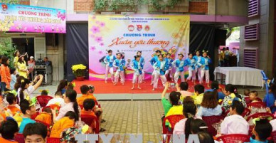 Mang Tết ấm áp đến với trẻ em có hoàn cảnh đặc biệt
