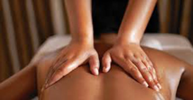 Nhóm giang hồ đập tiệm massage vì không được tiếp viên chiều