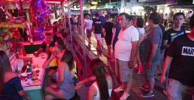 Khách Tây bị đánh chết trong vụ ẩu đả ở phố đèn đỏ Thái Lan