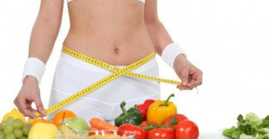 Bí kíp ăn uống thả ga ngày tết mà không lo tăng cân