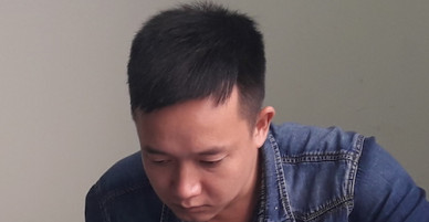 Kẻ giang hồ bị bắt khi về nhà ăn Tết