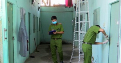 Lời khai của người chồng đâm chết vợ trong ngày mùng 1 Tết