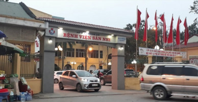 Bác sĩ không đến cấp cứu ngay dù người nhà cầu cứu, bé 7 tháng tử vong
