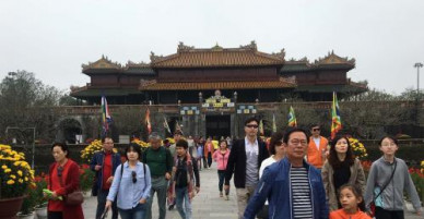Mùa lễ hội năm 2018, không để xảy ra hình ảnh phản cảm