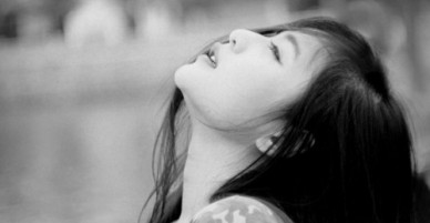 Việc mạnh mẽ nhất em đã từng và đang làm chính là không rơi nước mắt về chuyện của chính mình