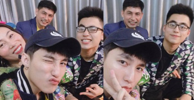 Phải xem ảnh cả gia đình mới thấy, Sơn Tùng và em trai Việt Hoàng không phải tự nhiên mà đẹp trai ngời ngời như thế!