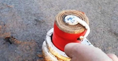 Vỡ bụng, mất cả bàn tay do pháo nổ