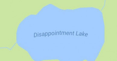 Tìm kiếm những địa danh buồn bã nhất thế giới qua Google Maps rồi in sách bán, anh chàng kiếm bộn tiền