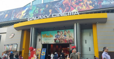 TP. HCM: Nam thanh niên dùng điện thoại quay lén trong nhà vệ sinh nữ ở rạp phim Galaxy Nguyễn Du