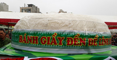 Thanh Hoá chưa quyết cho Sầm Sơn làm bánh dày 3 tấn