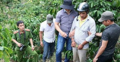 Con bạc khát nước “biến hình” thành sát thủ