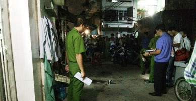 “Phi công trẻ” lạnh lùng chém người tình U60 vì… bị bỏ rơi