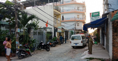 Đối tượng đâm chết bạn đồng hương ở Sài Gòn vì món nợ 300 ngàn đồng ra đầu thú