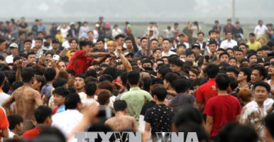 Vẫn xảy ra ẩu đả, bạo lực tại hội Phết Hiền Quan 2018