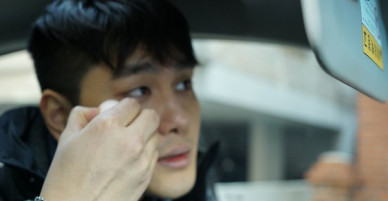 Khi nam giới Hàn cũng trở thành tín đồ của làm đẹp: Những metrosexual không ra đường mà thiếu trang điểm