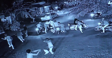 Hai nhóm thanh niên hỗn chiến giữa trung tâm Đồng Nai