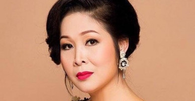 NSND Hồng Vân: Tôi giật gấu vá vai để cứu sân khấu kịch