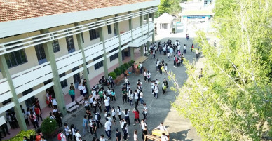 Một trường trung học tại Bến Tre lạm thu 74 triệu đồng trong hai năm học