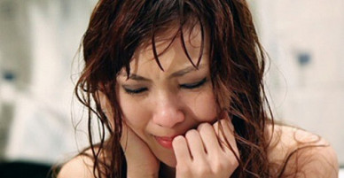 Bị chồng phản bội, vợ ân hận vì trò trả thù dại dột