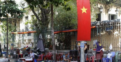 Trật tự vỉa hè TP Hồ Chí Minh: Lập lại được nhưng không giữ được