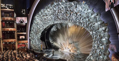 Bí mật sân khấu Oscar 2018: 45 triệu viên pha lê Swarovski đắt đỏ tạo nên màn tiệc mê hoặc