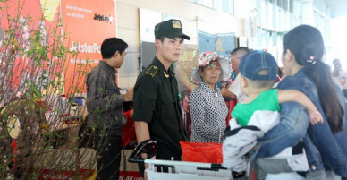 Lãnh đạo sân bay Vinh lý giải việc nam sinh viên đột nhập lên máy bay