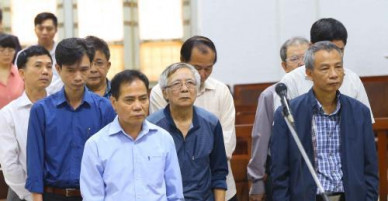 Xét xử 9 bị cáo trong vụ vỡ đường ống nước sông Đà