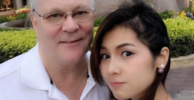 Cựu ngôi sao phim đen ly hôn người chồng tỉ phú, khẳng định mình không phải kẻ đào mỏ