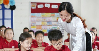 Nỗi lòng nhà giáo sau chuyện cô giáo quỳ gối trước phụ huynh