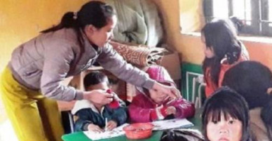 Những cô giáo “gieo chữ” trên non không hoa, không quà ngày 8/3