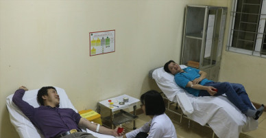 Vượt hơn 200km trong đêm hiến máu cực hiếm cứu bệnh nhân