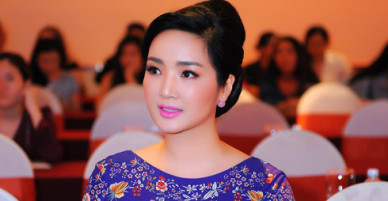 Giáng My diện áo dài, khoe dáng thon trong sự kiện