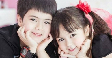 Cặp anh em lai Mỹ đẹp không góc chết nổi tiếng tại Thái Lan